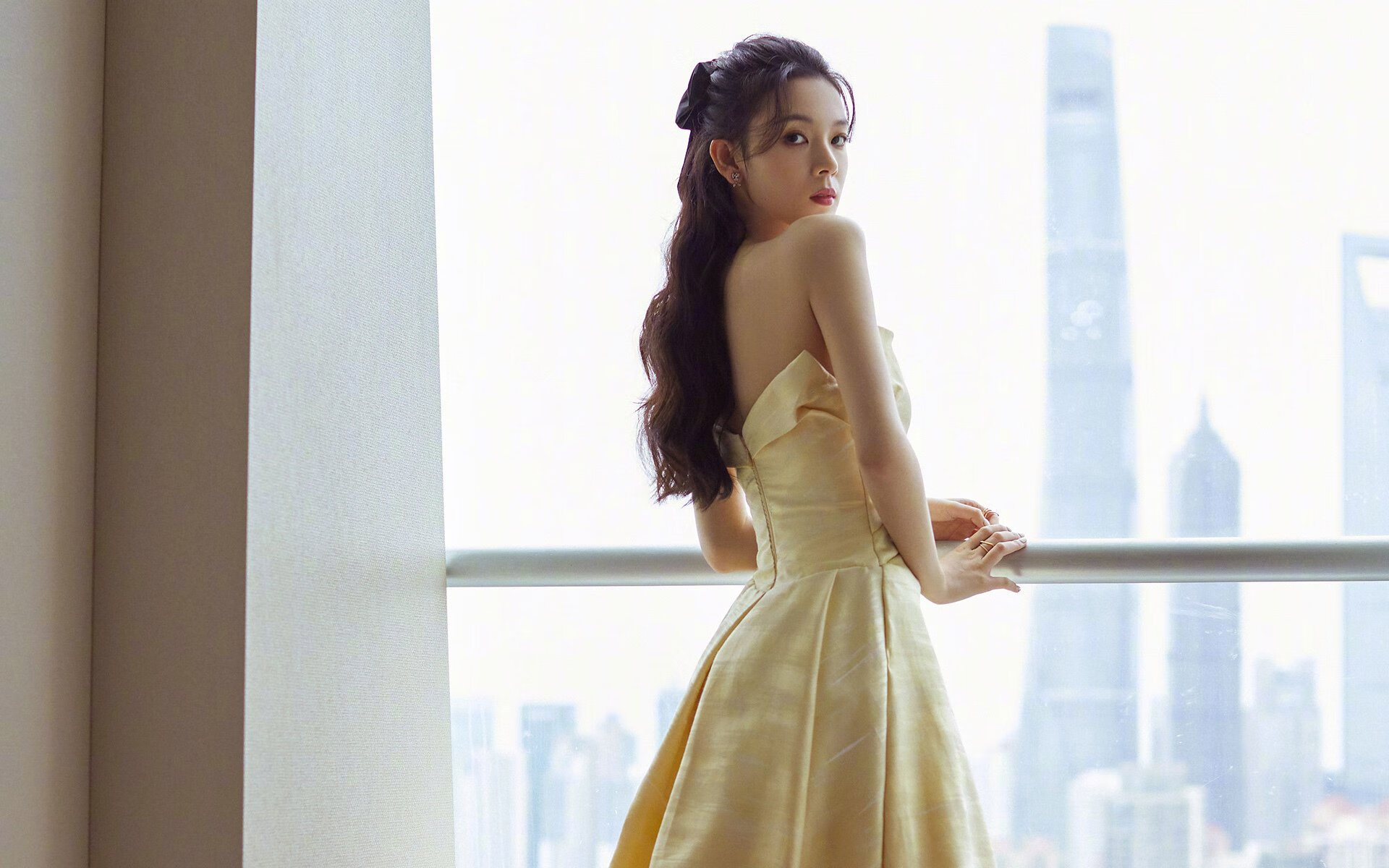 中国足球媒体转播权竞争格局与未来价格趋势，足球赛事转播权的价值